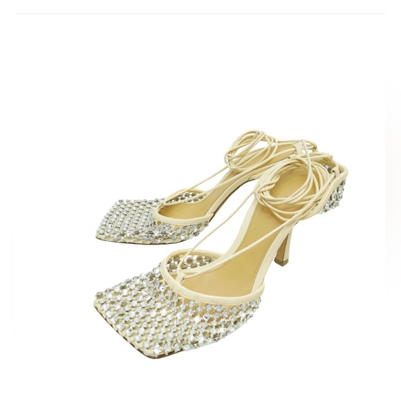 BOTTEGA VENETA
Stretch Lace Up Sandal - Picture 3 of 13